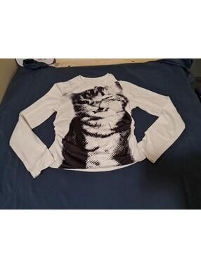 Girls Size Large Unbranded Cat Long Sleeve Elastic Tshirt.  Elastic Sides